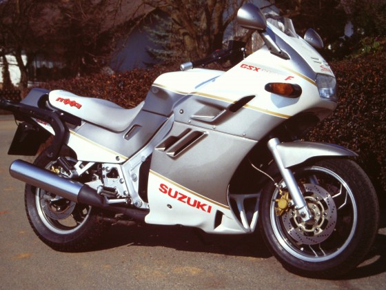 Suzuki GSX 1100 F   1988 - 1991  mein stärkstes Motorrad